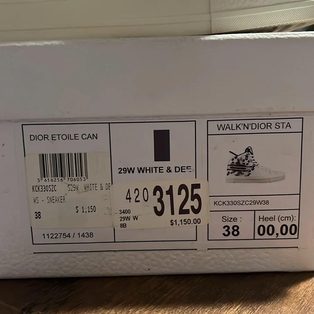 Authentic Christian Dior high top star sneaker - Picture 9 of 10